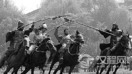 三英战吕布是哪三英？细说三国演义中的刘关张