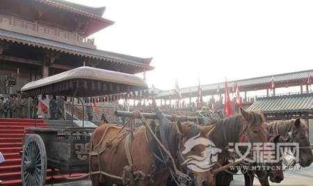 古代官员配车千奇百怪：慈禧命令司机跪着开车