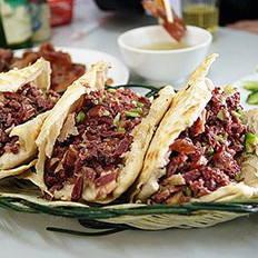 名人与驴肉火烧的故事