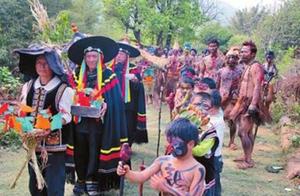 这样的民族习俗，让所有人感到意外，究竟是什么？