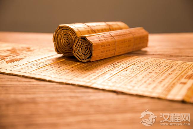 摄图网_501987535_卷着的竹简(企业商用).jpg
