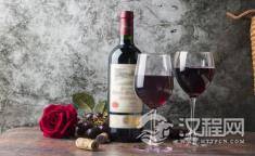 你不得不知的 9 条品酒会礼仪