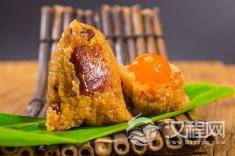 粽子：端午节的美食与包粽子的传统技艺