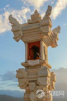 羌族白石崇拜：自然与神灵的交融