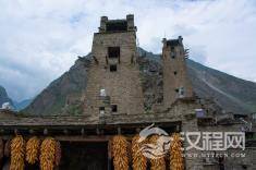羌族民居的建筑风格与居住环境