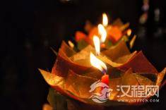 春节里的满族年俗，守岁与祭祖的传统