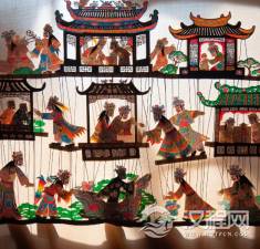 传统娱乐中的光影魔术师——皮影戏