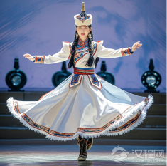 蒙古族舞蹈风格特点的形成与融合发展探微