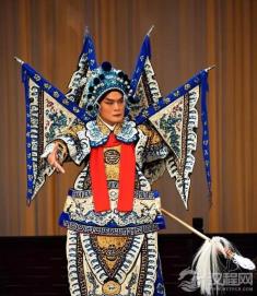 从《长坂坡》到《三岔口》看京剧武戏美学