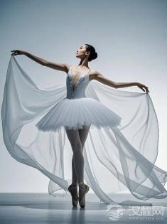 那些藏在脚尖褶皱里的生命芭蕾