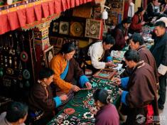 藏族天珠交易为何至今不用人民币