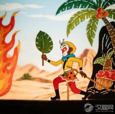 《火焰山》幕布后跳敦煌舞的驴皮人儿