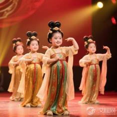 当唐朝小胖妞开始唠嗑