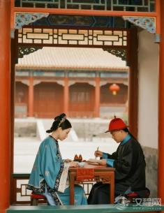 深宫里的“对食”：清朝宫女与太监的隐秘关系