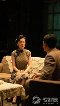 《白露为霜》电子技术做的声音，又特别又打动人