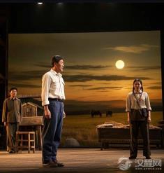 话剧舞台上的悲与喜