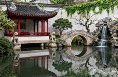 明清园林如何通过“借景”与“隔景”拓展空间感知？