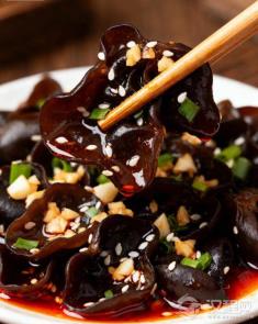 鲜木耳直接食用，风险到底有多大？​