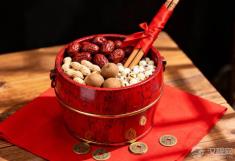 女儿出嫁的“子孙桶”，桶中放入的吉祥物有何讲究？