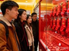 本命年“扎红”：是心理安慰，还是古老的时空守护？