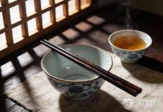 筷子为何一头圆、一头方？