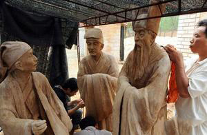 中国第一泥塑牛人，泥塑《清明上河图》实景