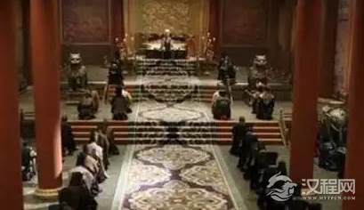 这个皇帝一上位就整治了3000人，却偏偏放过了杀母仇人