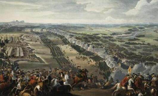 这国王十七岁就能带兵长途奇袭，面对五倍兵力的沙俄巍然不惧