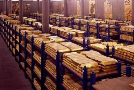 明朝后期，法制松弛了，贪官富可敌国，这么多的钱，该如何来存放呢?