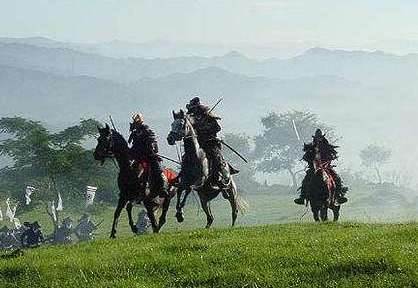 六角高赖是怎么与幕府爆发冲突的？最后又是怎么解决的