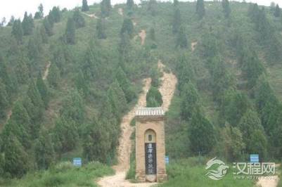 汉朝两位将军的坟墓只有一墙之隔 为什么区别会如何之大呢