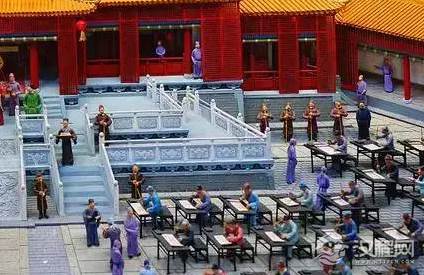 范进中举差点疯掉，你知道他后面做的官有多大吗？