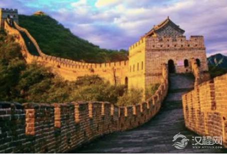 秦始皇下令修长城的时候，真的死了很多人吗？