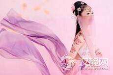 有貌有谋为国投入男人怀？除了芈月还有她