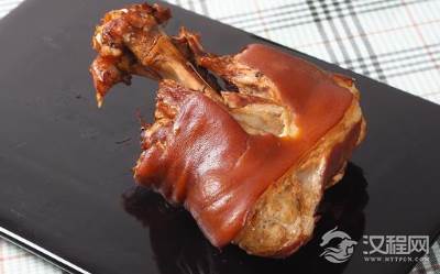 慈禧一天要消耗50斤猪肘子肉，她是拿来吃吗？