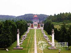 清朝十二位皇帝都葬在哪 原来皇帝都是风水师