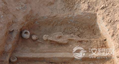 宁夏29座古墓葬