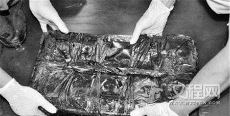 定陶汉墓出土女性衣物