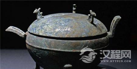 南昌海昏候墓出土古代蒸馏器