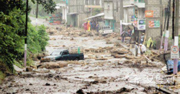 热带风暴“阿加莎”