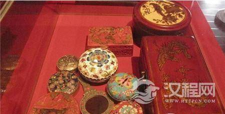 古代女子的化妆品