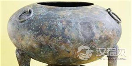 南昌海昏候墓出土古代蒸馏器