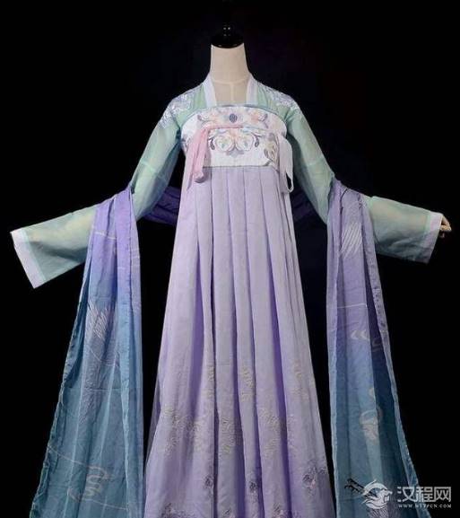 古代齐胸襦裙是怎么穿的 难道古人也要勒紧吗