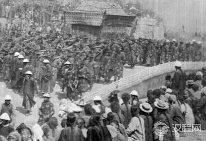 光绪皇帝的葬礼到底是什么样的 出殡当天百姓纷纷闻讯而来