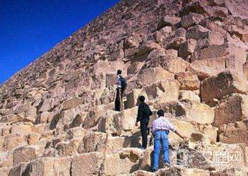 金字塔的诅咒是什么？为什么爬金字塔的人都死了？