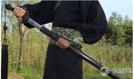 汉朝时期成年男子流行佩剑 是什么时候禁止带刀出门的