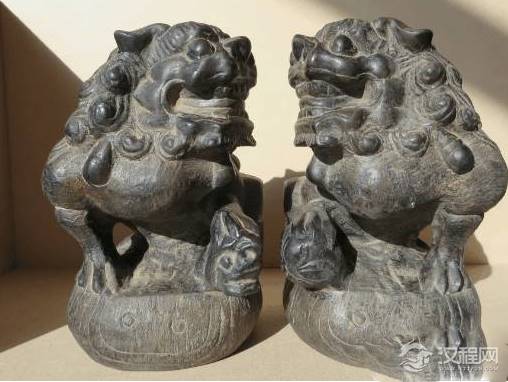 石狮子的嘴里为何要放个球？看完这个你就明白了