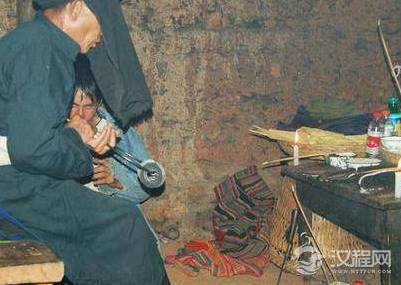 苗族的蛊术厉害吗 真的有电影小说那样吗