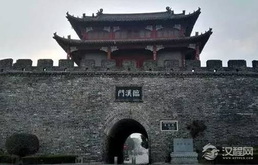 《清明上河图》中的那道城门，是“汴京保卫战”中的哪道门