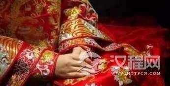 古代女子出嫁要哪些嫁妆？还有些让人吃惊和脸红的风俗